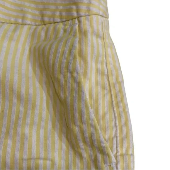 Banana Republic Yellow Seersucker Shorts - Picture 4 of 5